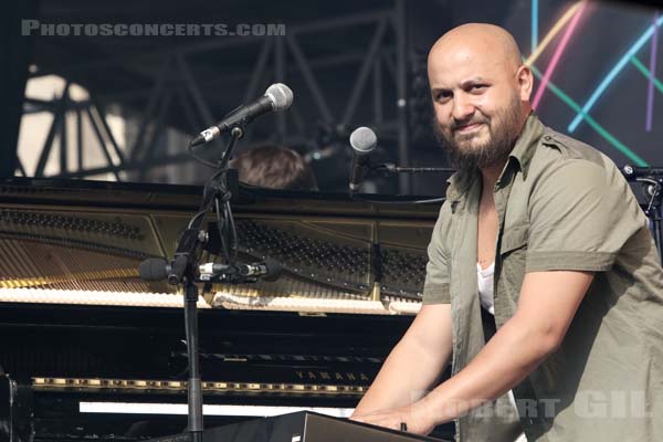 BACHAR MAR-KHALIFE - 2016-07-23 - PARIS - Parvis de l'Hotel de Ville - 